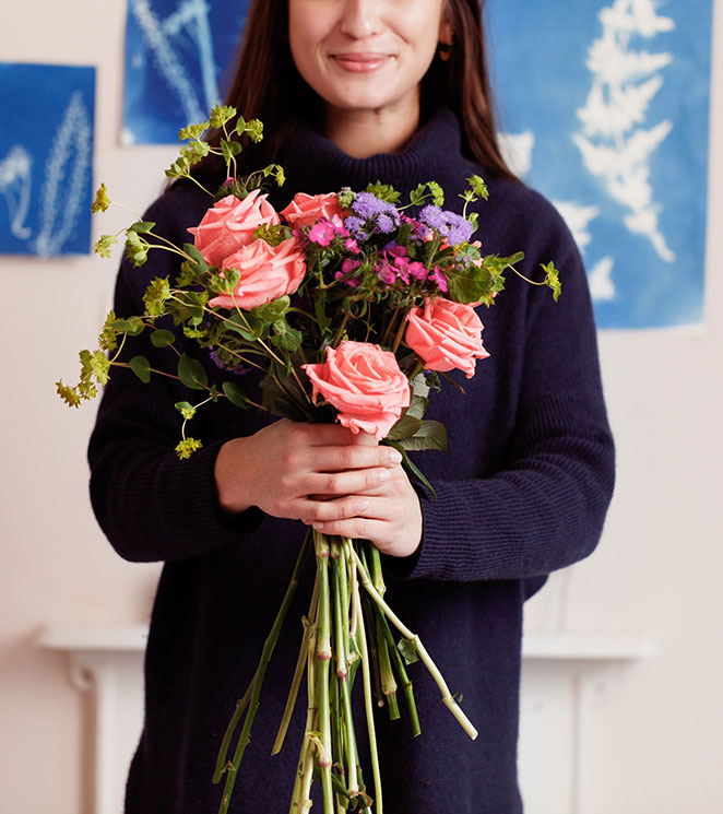 Bloom & Wild’s TOP TIPS for arranging flowers